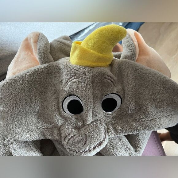 Disney Collection Dumbo Unisex Mid Length Plush Robe Bathrobe Boy Girl - Picture 5 of 5